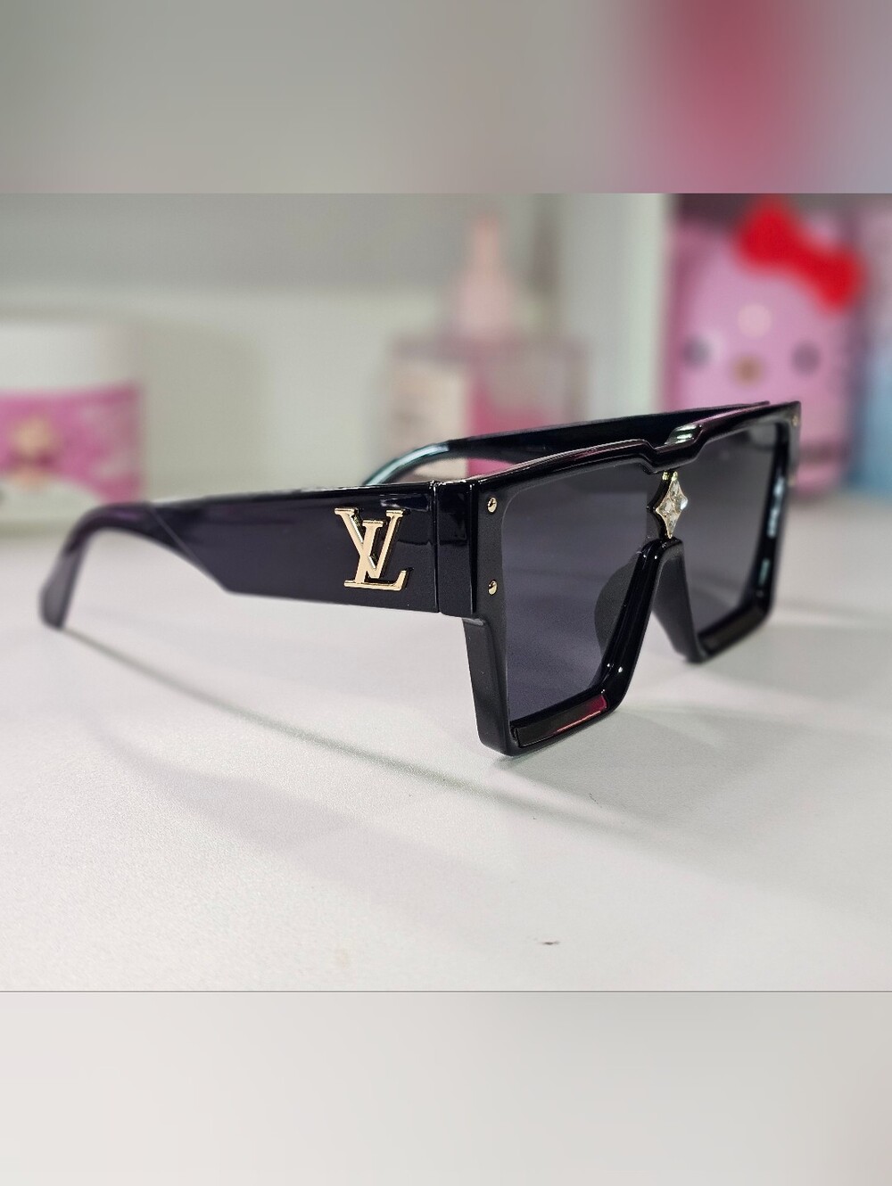 Louis Vuitton Cyclone Z1578E Square Black Glasses UNISEX